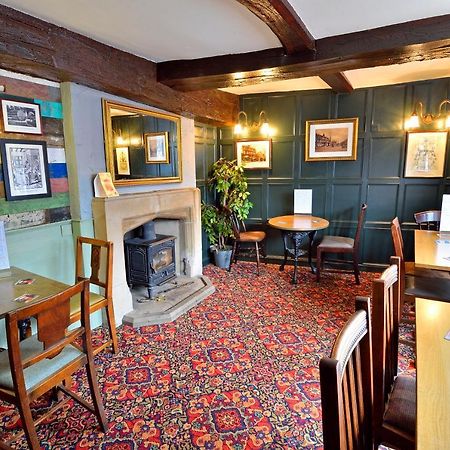 The Talbot Hotel Cleobury Mortimer Exterior foto
